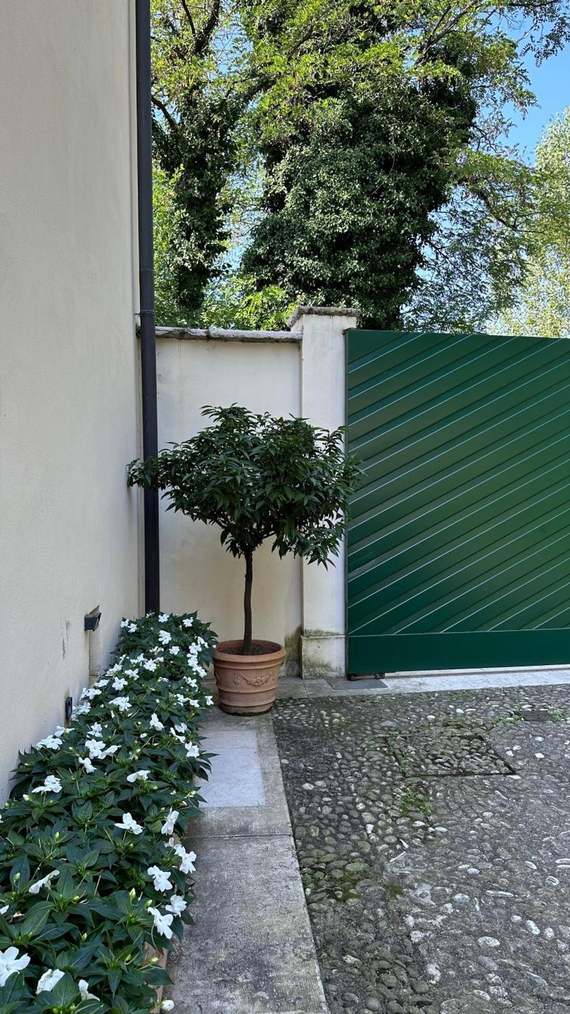 Ca' Hemingway Aparthotel Bassano del Grappa Ngoại thất bức ảnh
