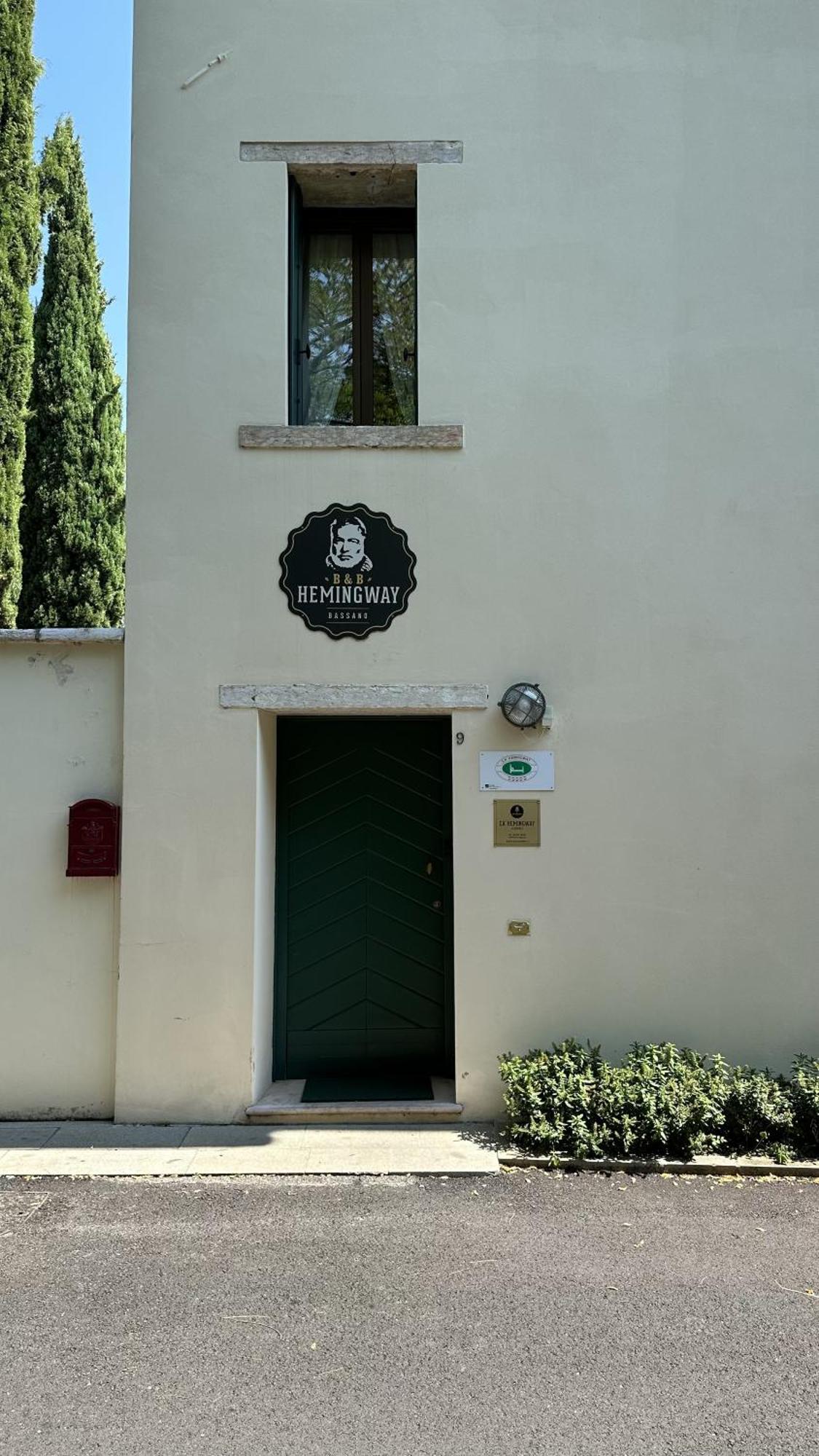 Ca' Hemingway Aparthotel Bassano del Grappa Ngoại thất bức ảnh